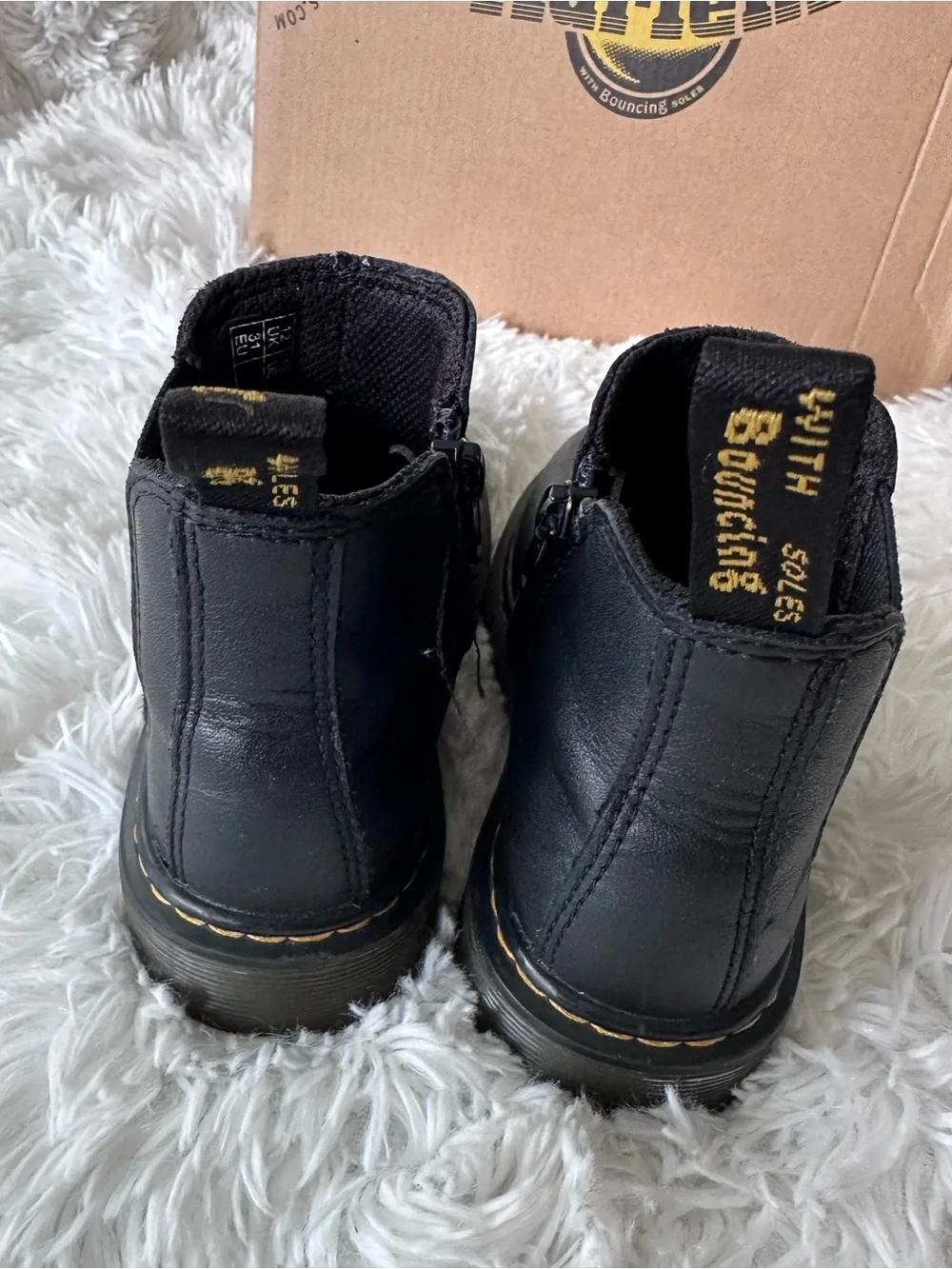 Used Dr. Martens Kids Black Leather Chelsea Boots size 13